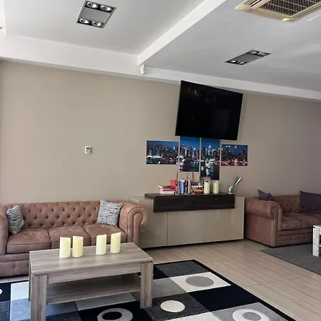 Отель Fiamma & 4*
